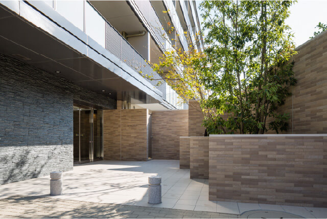 ブリリア横浜鶴ヶ峰 玄関